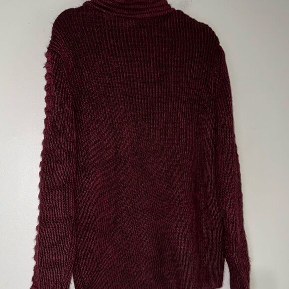 Elegant Burgundy Turtleneck Sweater with Cable Knit Design - Picture 12 of 14